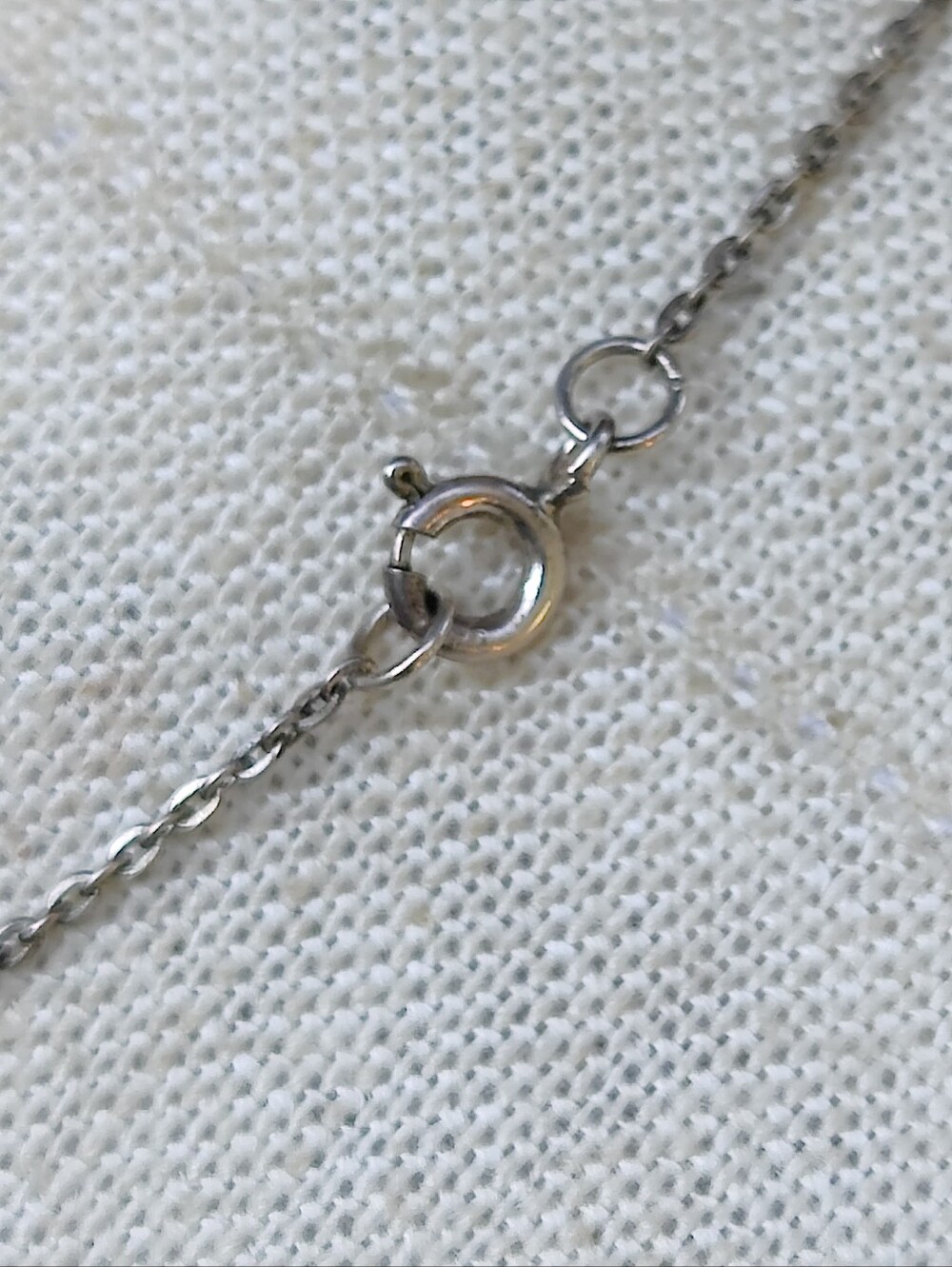 Vintage Sterling Emerald Celtic Necklace - Picture 5 of 7